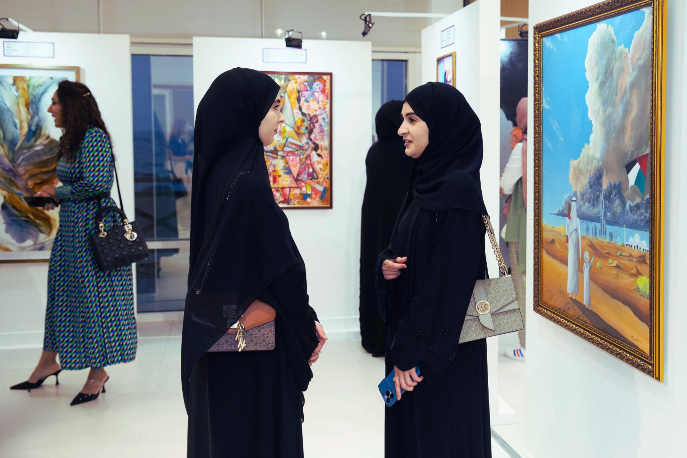  Sharjah Ladies Club Opens Registration for “Art in Harmony 2025” at Noon Art Gallery  